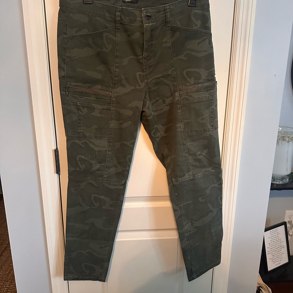 Women’s Supplies Camouflage Cargo Pants